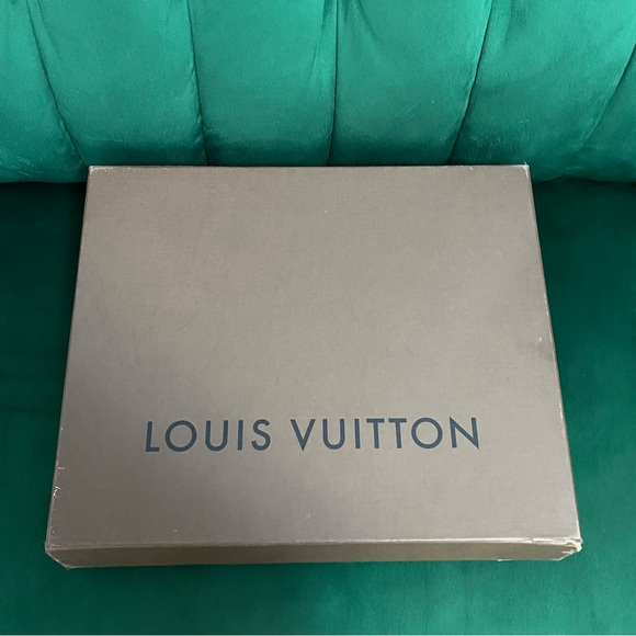 Louis Vuitton Neverfull MM tote unites timeless design in Damier Ebene canvas - Picture 11 of 16